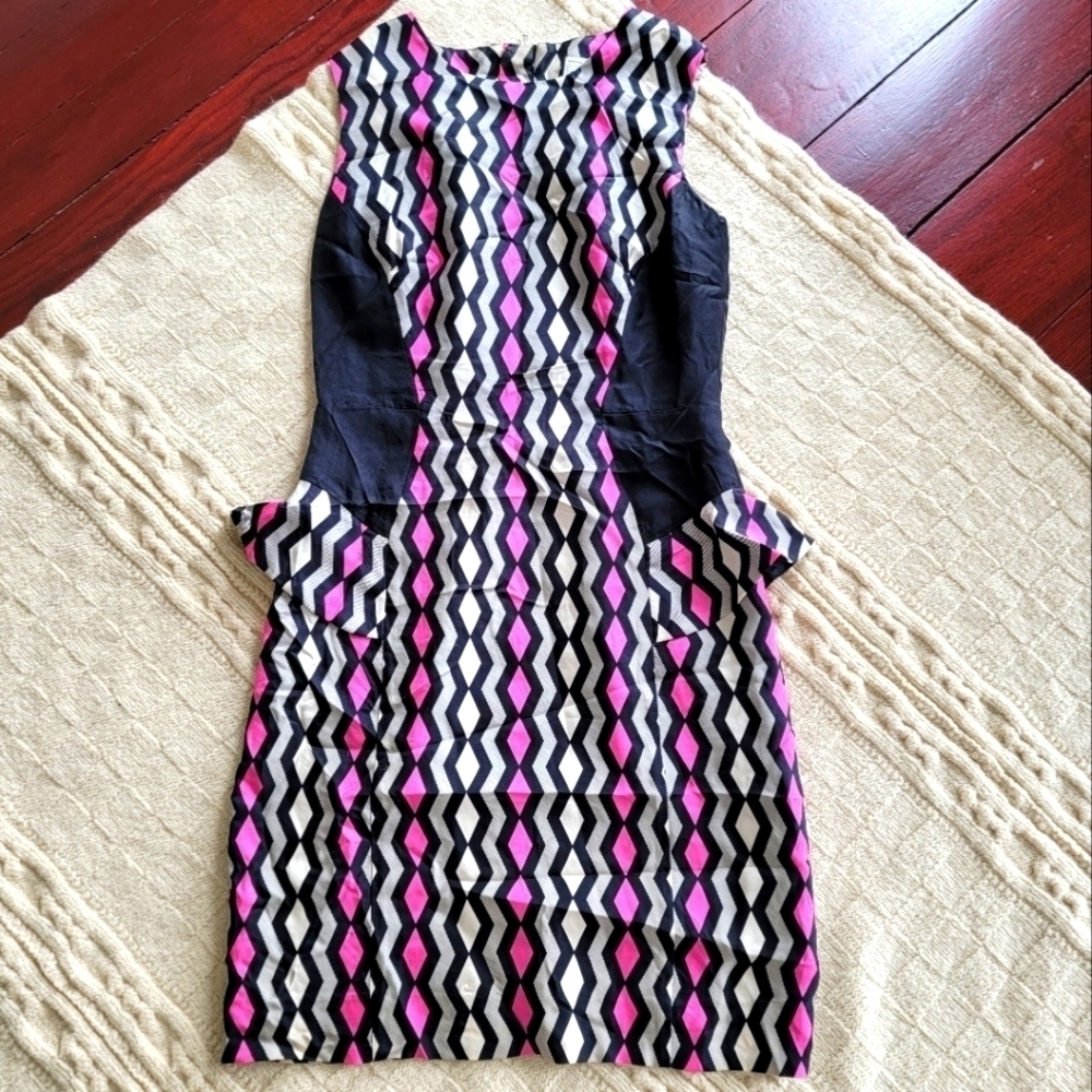Milly New York  Geometric Silk Peplum Dress size 2  Black/Pink